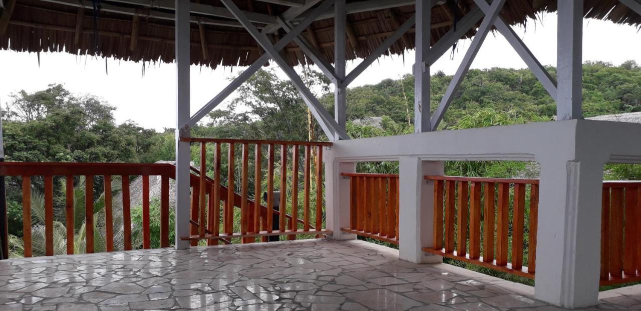 Mangga Lodge Bira Esterno foto